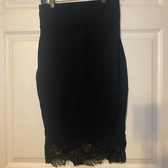 Bebe Black Skirt Size M - Picture 6 of 9